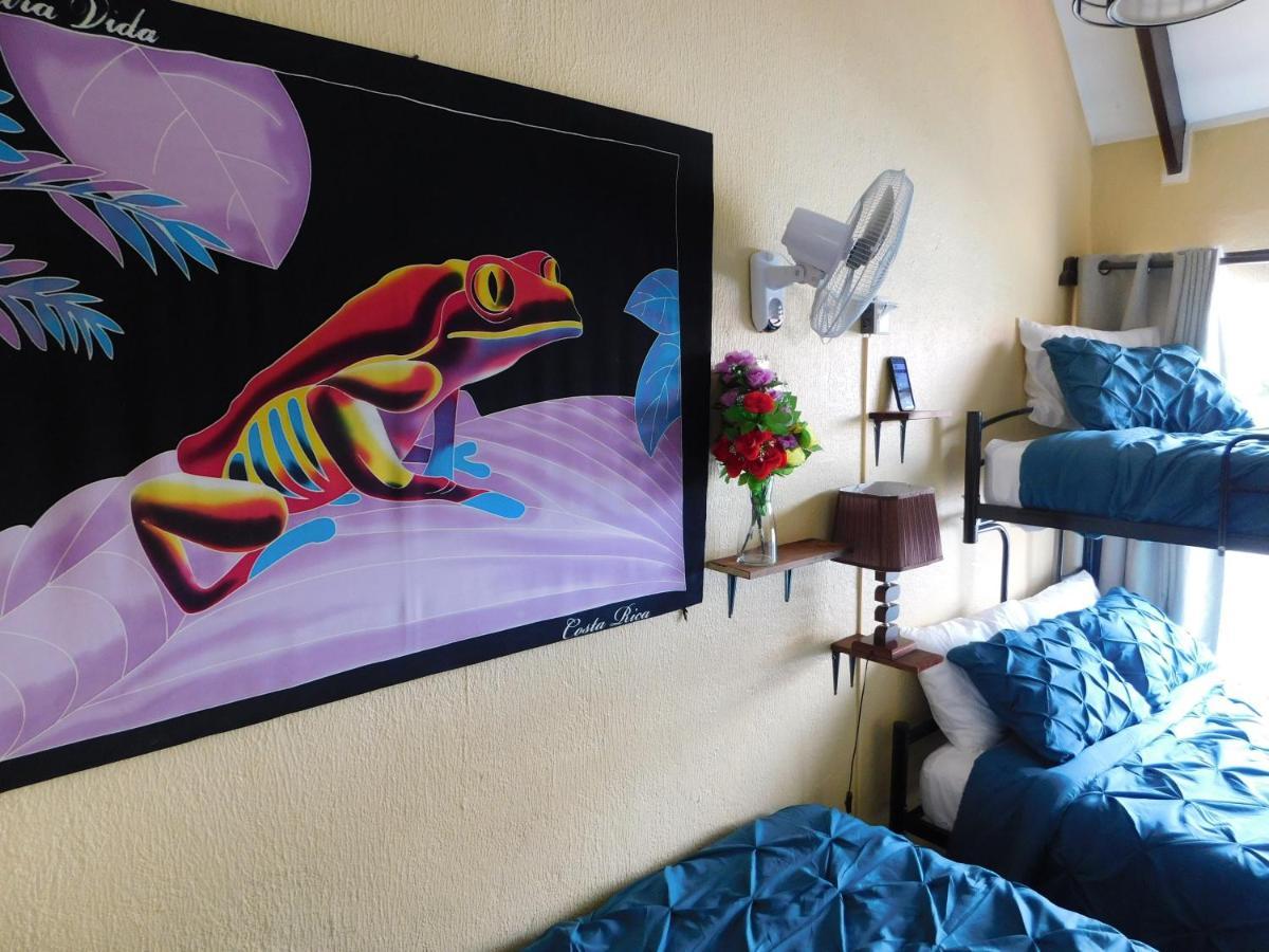 Condo Villa B27 Sleeps Five People - B28 Sleeps Six People - Price Includes Housekeeping Fees Not Taxes - Very Close To The Pool And Beach! Jacó Dış mekan fotoğraf