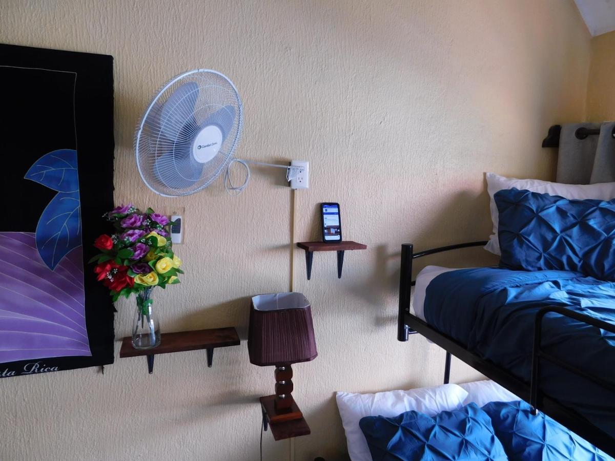 Condo Villa B27 Sleeps Five People - B28 Sleeps Six People - Price Includes Housekeeping Fees Not Taxes - Very Close To The Pool And Beach! Jacó Dış mekan fotoğraf