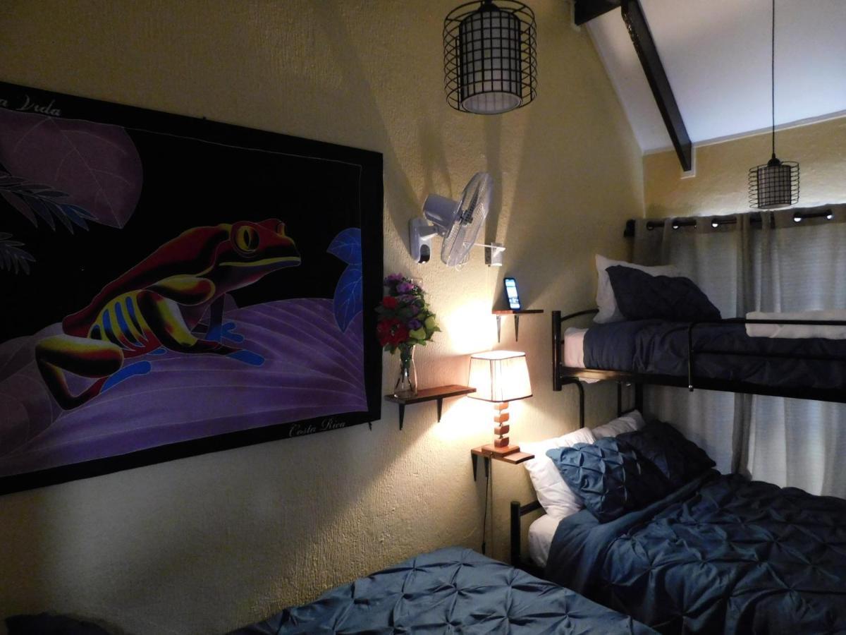 Condo Villa B27 Sleeps Five People - B28 Sleeps Six People - Price Includes Housekeeping Fees Not Taxes - Very Close To The Pool And Beach! Jacó Dış mekan fotoğraf
