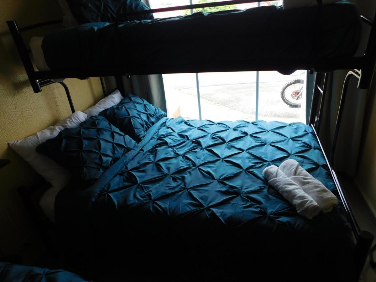 Condo Villa B27 Sleeps Five People - B28 Sleeps Six People - Price Includes Housekeeping Fees Not Taxes - Very Close To The Pool And Beach! Jacó Dış mekan fotoğraf