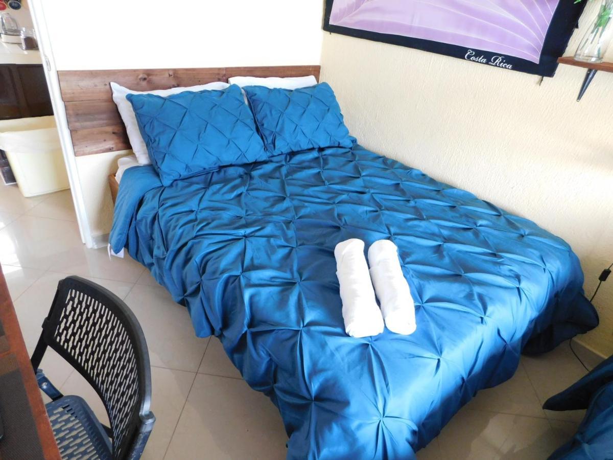 Condo Villa B27 Sleeps Five People - B28 Sleeps Six People - Price Includes Housekeeping Fees Not Taxes - Very Close To The Pool And Beach! Jacó Dış mekan fotoğraf