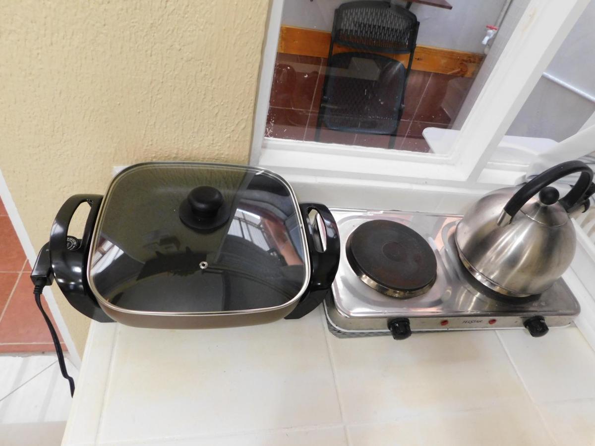 Condo Villa B27 Sleeps Five People - B28 Sleeps Six People - Price Includes Housekeeping Fees Not Taxes - Very Close To The Pool And Beach! Jacó Dış mekan fotoğraf