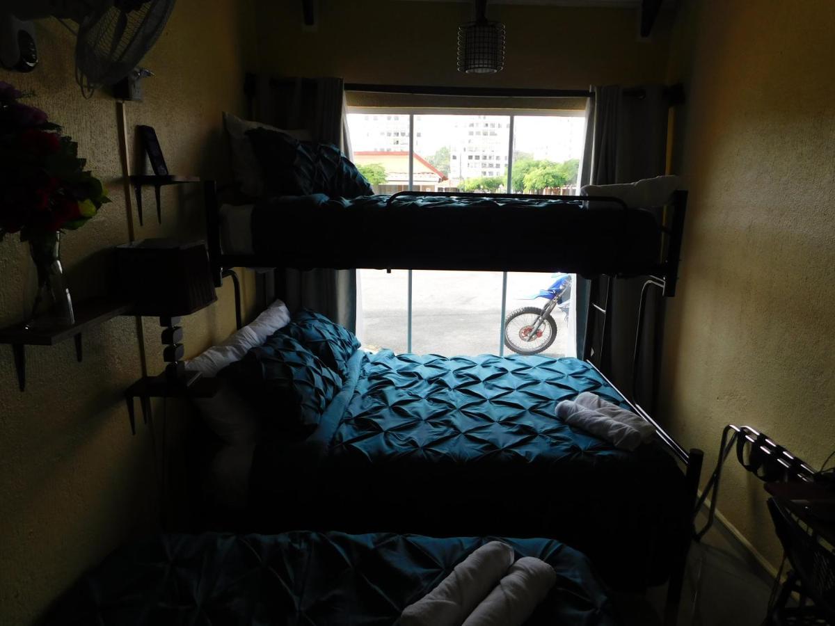 Condo Villa B27 Sleeps Five People - B28 Sleeps Six People - Price Includes Housekeeping Fees Not Taxes - Very Close To The Pool And Beach! Jacó Dış mekan fotoğraf